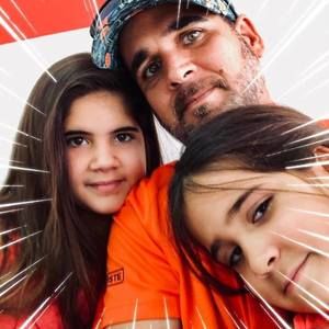 Meet your Posher, Joel